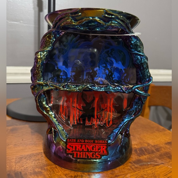 Bath and Body Works Stranger Things Candle Holder - Picture 3 of 4